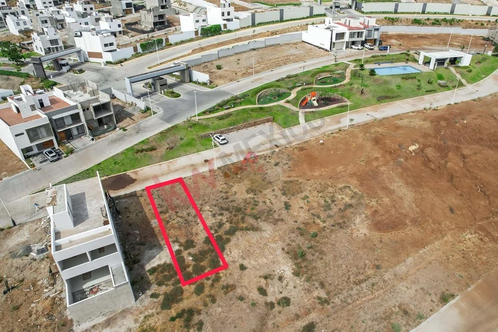 Foto 8 de Propiedad en VENTA - Calle Osiris 151, Fraccionamiento Senderos del Valle, 45654 Tlajomulco de Zúñig