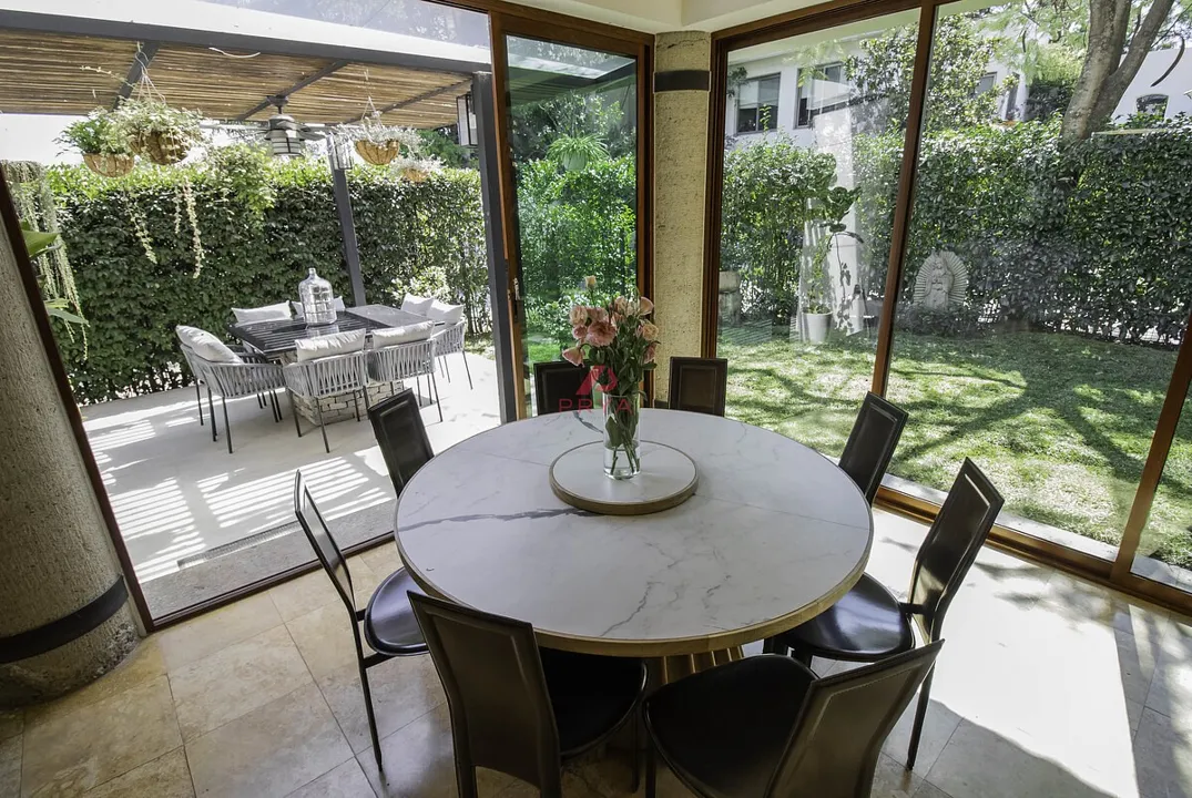 Foto 2 de Casa en Venta en Colinas de San Javier, Zapopan.