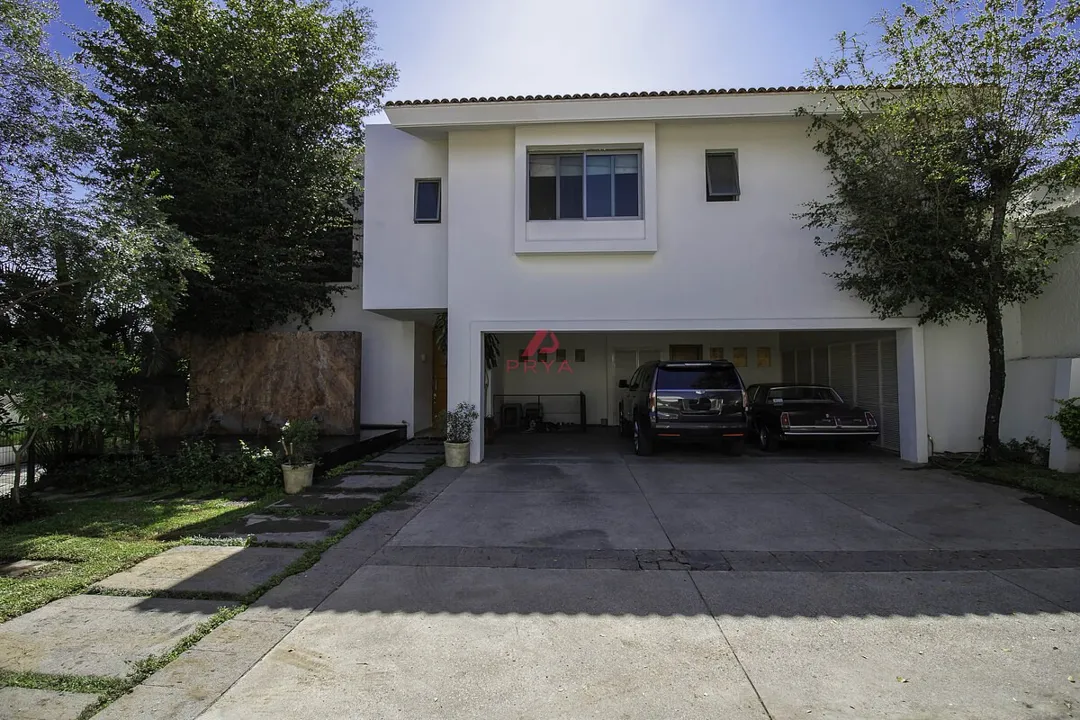 Foto 6 de Casa en Venta en Colinas de San Javier, Zapopan.