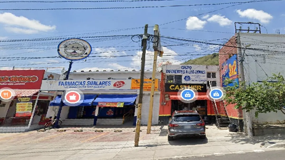 VENTA BODEGA ACTUALMENTE COMO FARMACIA Y LOCAL EN AV. GUADALUPE Y AV. LAS TORRES