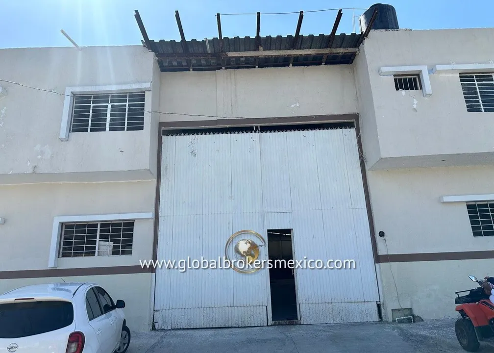 Foto 5 de Estupenda Bodega en Venta de Oportunidad en El Refugio, Tlaquepaque, Jalisco