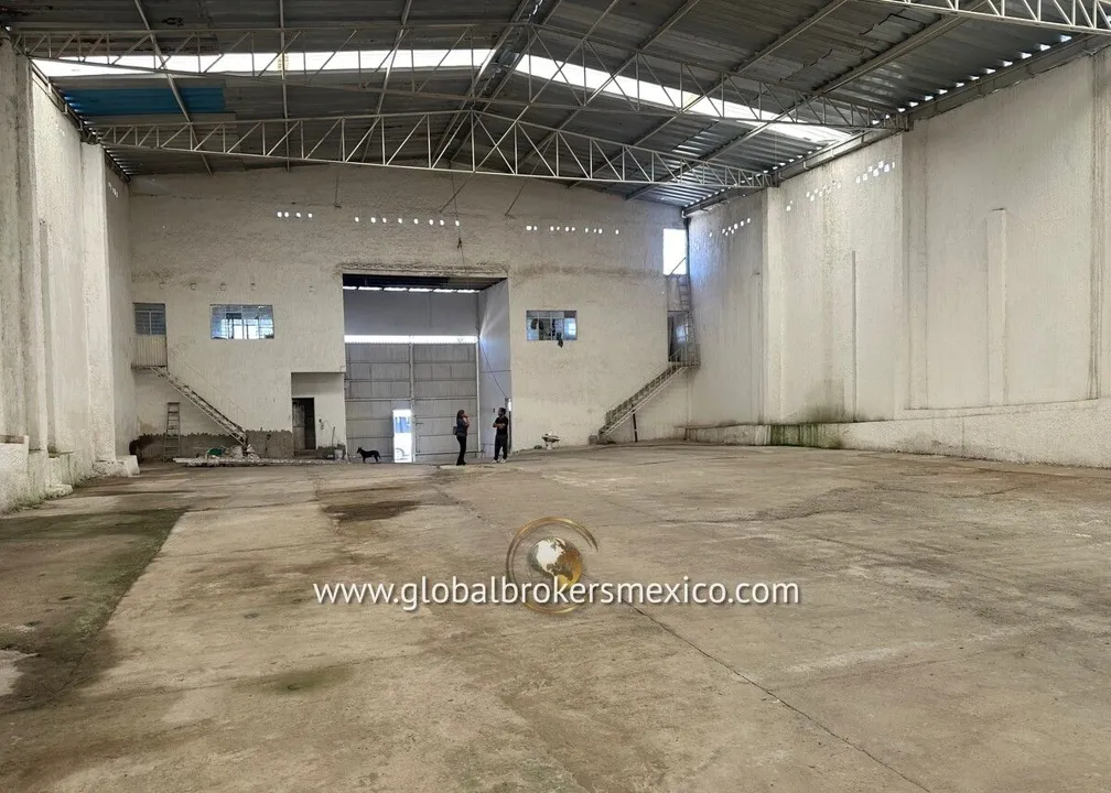 Foto 7 de Estupenda Bodega en Venta de Oportunidad en El Refugio, Tlaquepaque, Jalisco