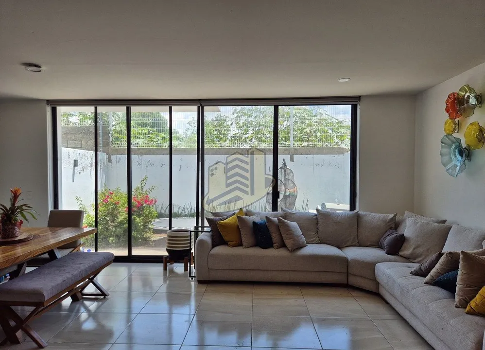 Foto 4 de Casa en venta en el coto "Guelatao" en Adamar 🏊‍♂️