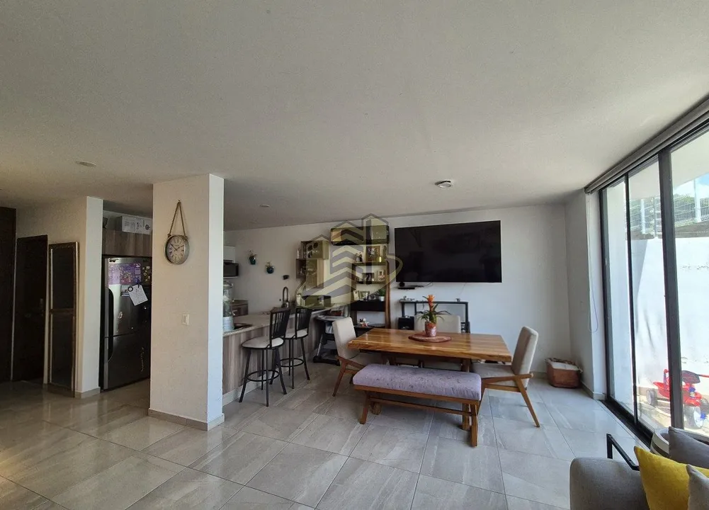 Foto 5 de Casa en venta en el coto "Guelatao" en Adamar 🏊‍♂️