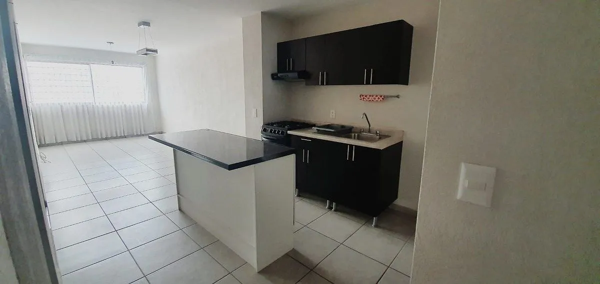 Foto 4 de Departamento en Renta en Mezquitan Country - Miguel Galindo 213B