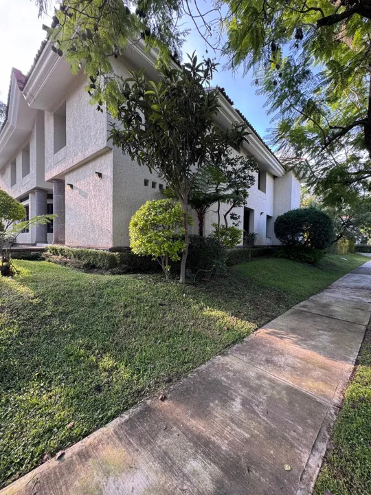 Foto 3 de VIVE LA EXCLUSIVIDAD Y LUJO QUE TE MERECES EN ESTA RESIDENCIA EN AZALEAS