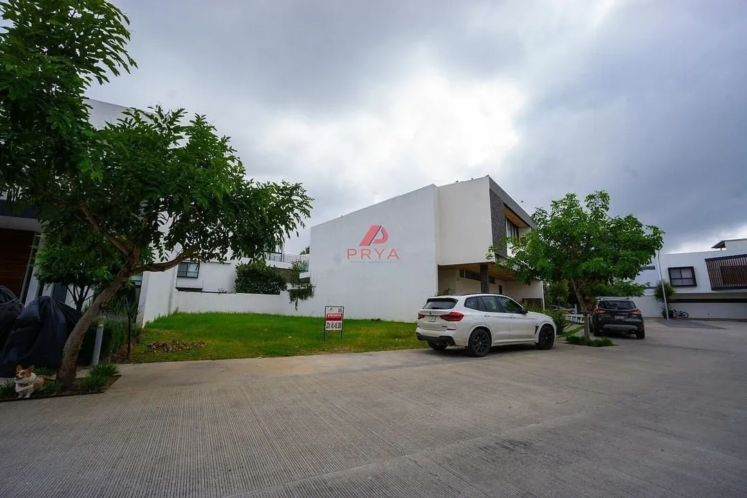 Foto 2 de Terreno en Venta Zapopan | Solares Coto Valeira | 262 m² Alta Plusvalía.