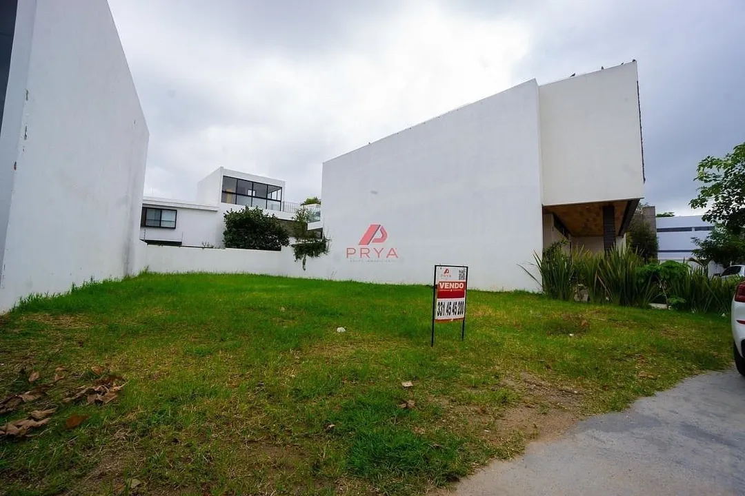 Foto 3 de Terreno en Venta Zapopan | Solares Coto Valeira | 262 m² Alta Plusvalía.