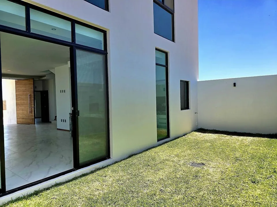 Foto 7 de Valle Imperial Casa en Venta con Roof Garden