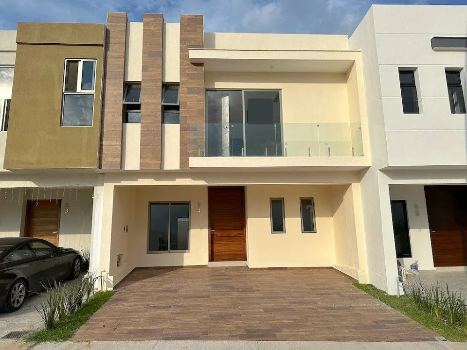 Casa en renta en Av. de la Cantera, Capital Norte, Zapopan