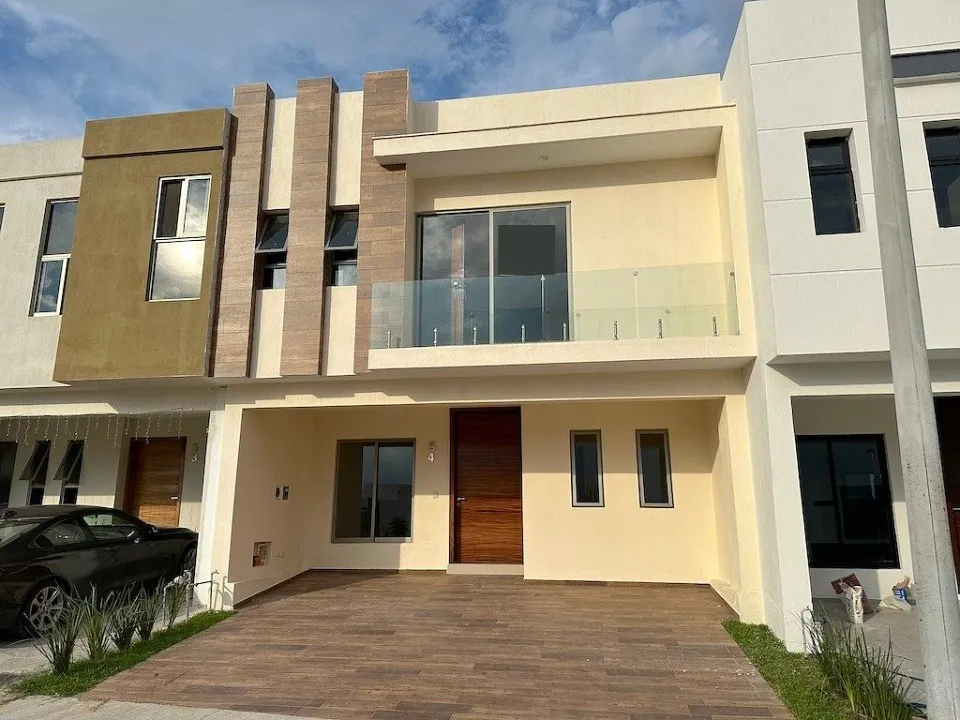 Foto 2 de Casa en renta en Av. de la Cantera, Capital Norte, Zapopan