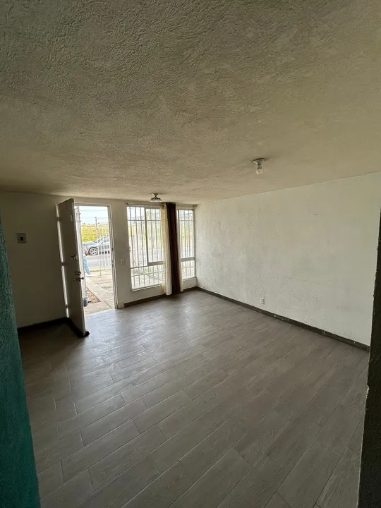 Foto 7 de Casa Duplex en Venta, Parques del Palmar, San Pedro Tlaquepaque | RCV-2315