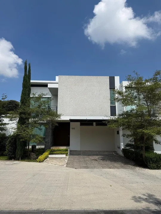 🏡 RESIDENCIA EN RENTA | VALEIRA Int 105, FRACCIONAMIENTO SOLARES