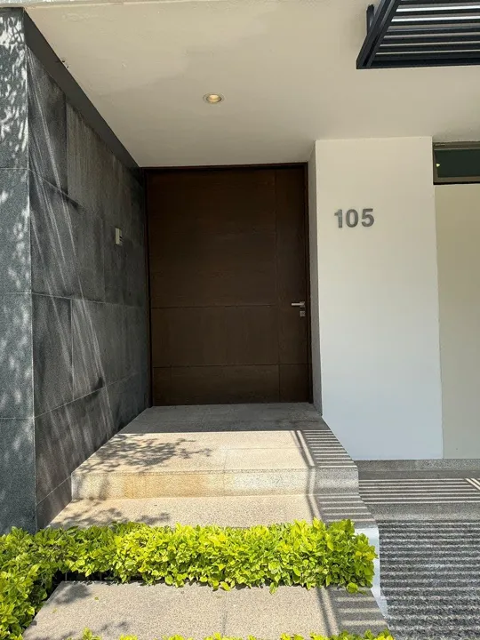 Foto 3 de 🏡 RESIDENCIA EN RENTA | VALEIRA Int 105, FRACCIONAMIENTO SOLARES