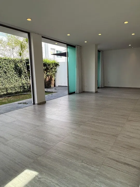 Foto 4 de 🏡 RESIDENCIA EN RENTA | VALEIRA Int 105, FRACCIONAMIENTO SOLARES