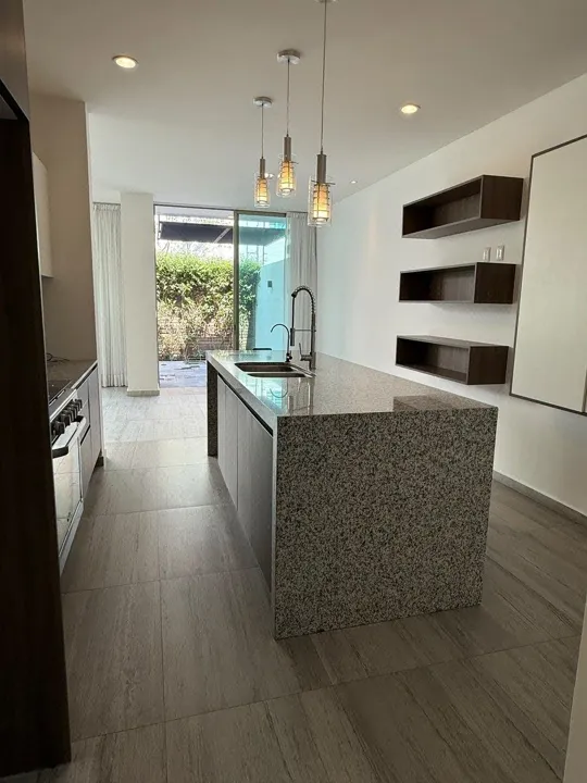 Foto 7 de 🏡 RESIDENCIA EN RENTA | VALEIRA Int 105, FRACCIONAMIENTO SOLARES