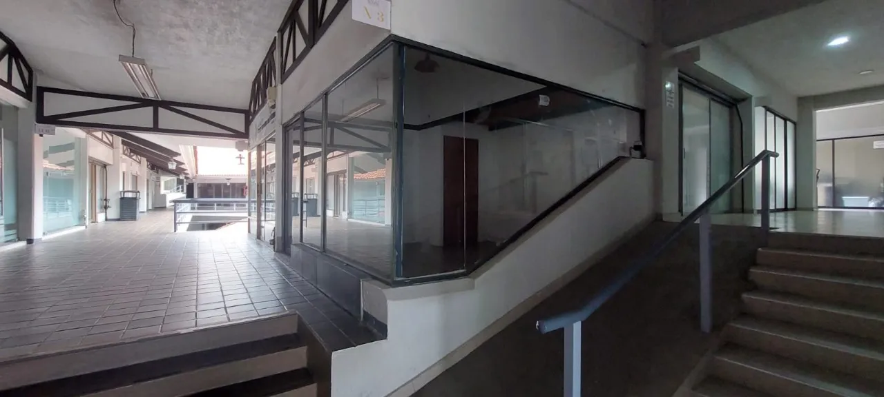 Foto 4 de Local en Centro Comercial en renta en Avenida México No. 3370 L-3N, Monraz, Guadalajara