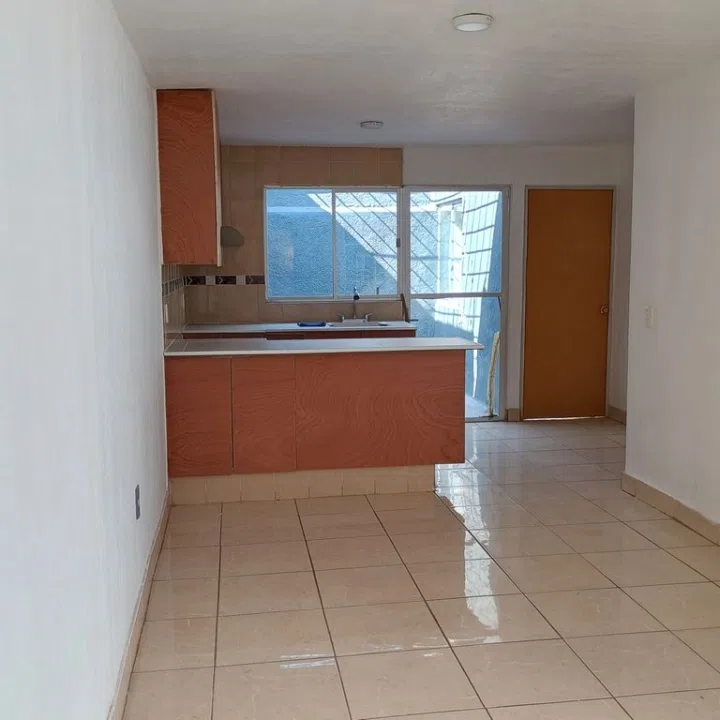 Foto 2 de CASA EN VENTA EN LOMAS DE SAN MIGUEL – TONALÁ