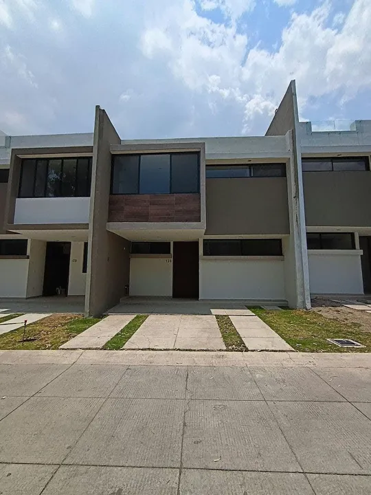 Casa en venta en Fraccionamiento Árbore, Tlajomulco de Zúñiga, Jalisco.