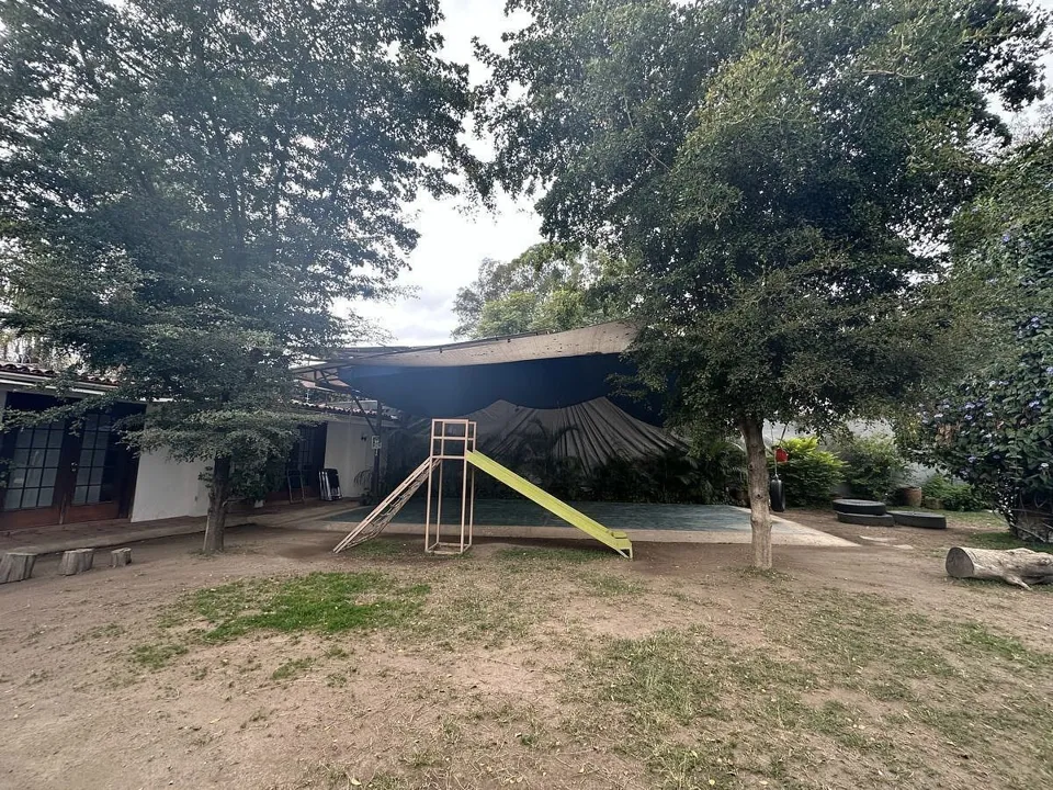 Foto 3 de 🏗️ Terreno Comercial en Venta sobre Av. Inglaterra | Jardines del Bosque, Gdl.