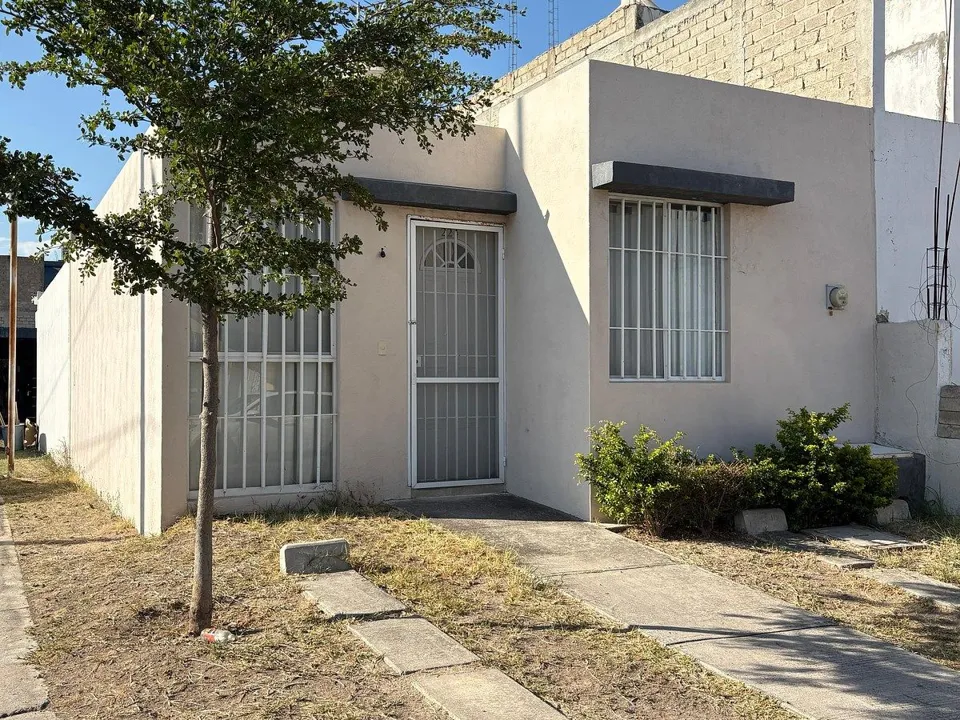 VENTA DE CASA ESQUINA EN FRACC PALERMO NORTE ZAPOPAN