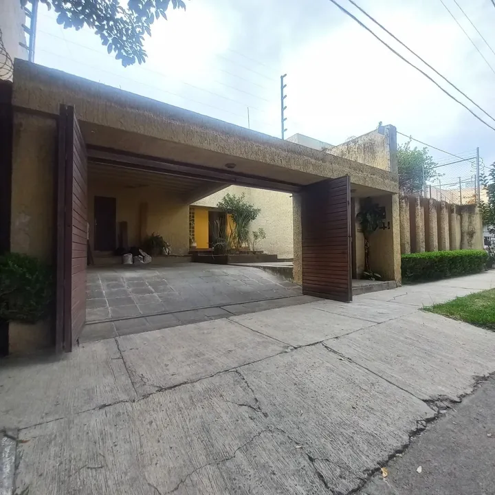 Foto 4 de Venta casa Chapultepec Country con estilo arquitectónico Contemporaneo