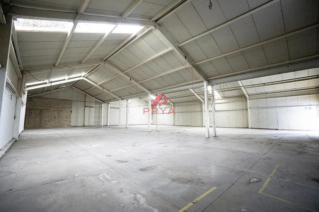 Foto 3 de Bodega Comercial en Venta en El Campanario, Zapopan con Patio de Maniobras
