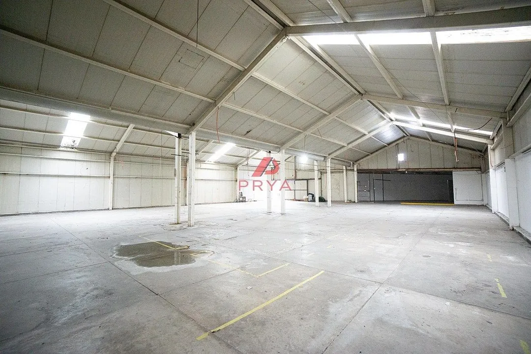 Foto 5 de Bodega Comercial en Venta en El Campanario, Zapopan con Patio de Maniobras