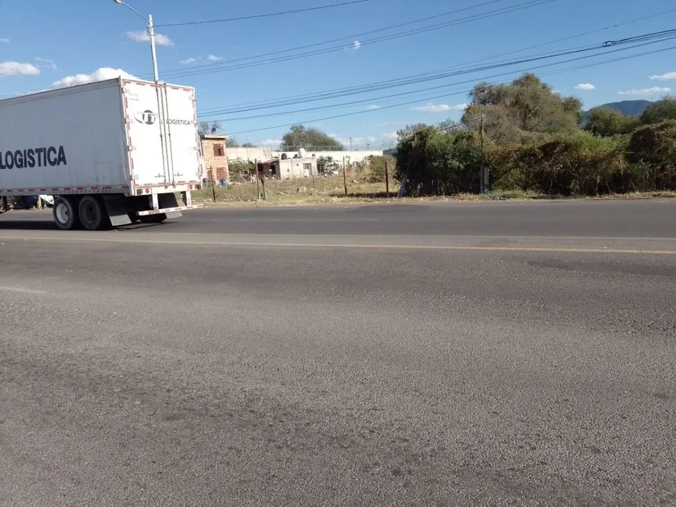 Foto 2 de Terreno en Venta en Circuito Metropolitano Sur - Cuexcomatitlan