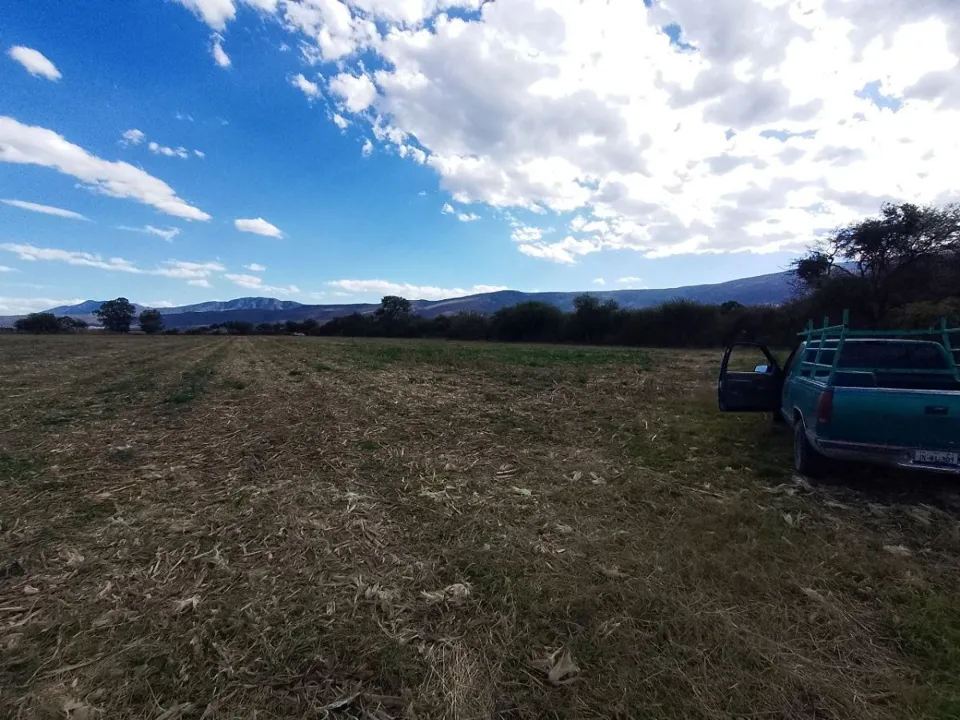 Foto 5 de Terreno en Venta en Circuito Metropolitano Sur - Cuexcomatitlan