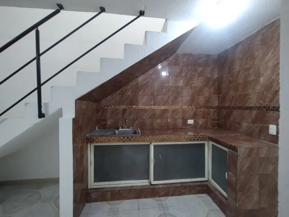Foto 6 de CASA EN VENTA EN COLINAS DEL ROBLE – TLAJOMULCO