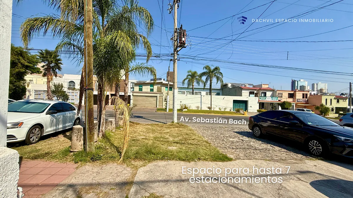 Foto 5 de Propiedad en venta, uso mixto potencial vertical, Av Sebastián Bach, La Estancia