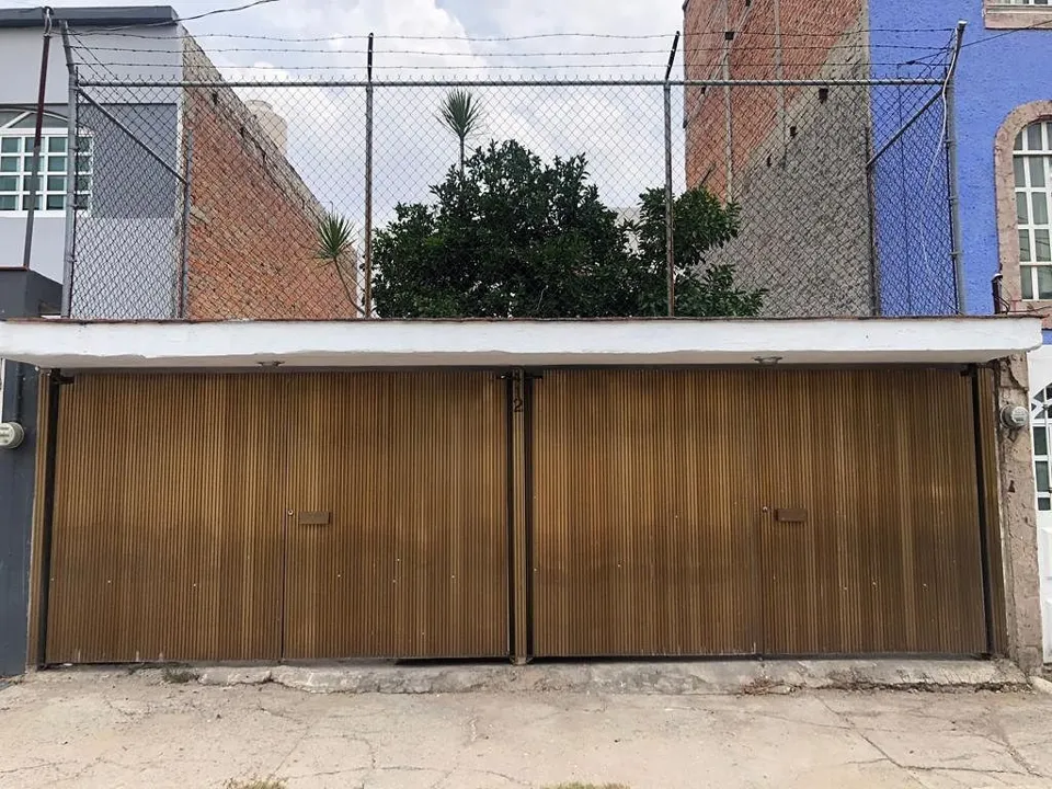 Foto 2 de Casa en RENTA para USO COMERCIAL en COLINAS DE LA NORMAL