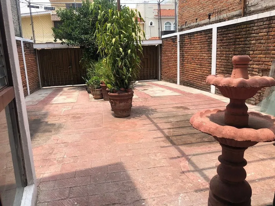 Foto 3 de Casa en RENTA para USO COMERCIAL en COLINAS DE LA NORMAL
