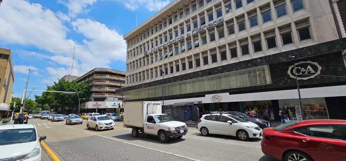 Foto 5 de EDIFICIO EMISA CENTRO DE GUADALAJARA EN RENTA PISO 3 EN RENTA