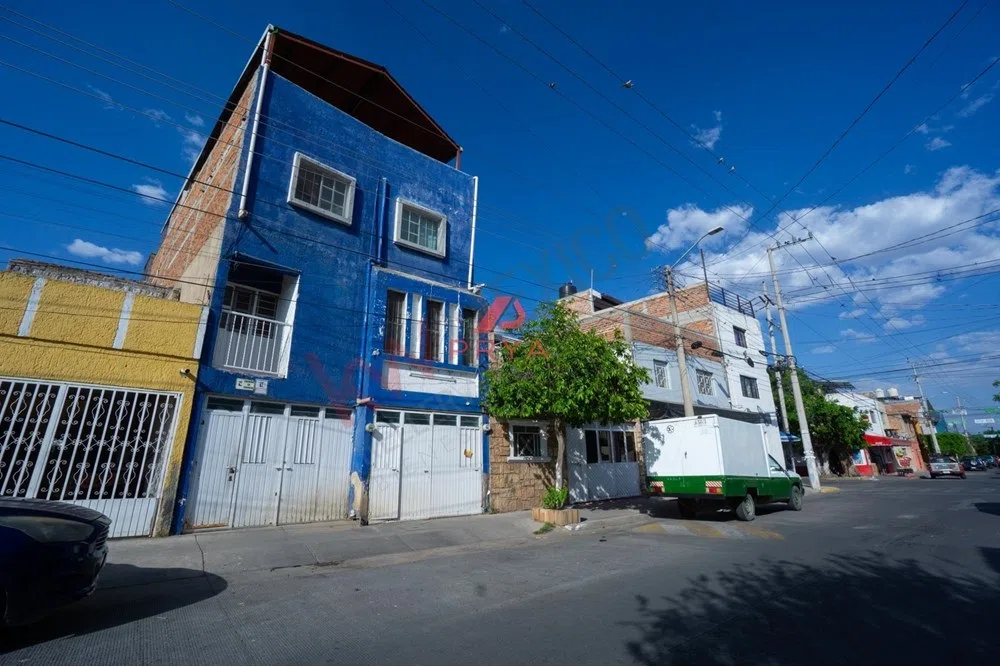 Propiedad en VENTA - Calle Demóstenes 662B, Lagos de Oriente, 44770 Guadalajara, Jal, México