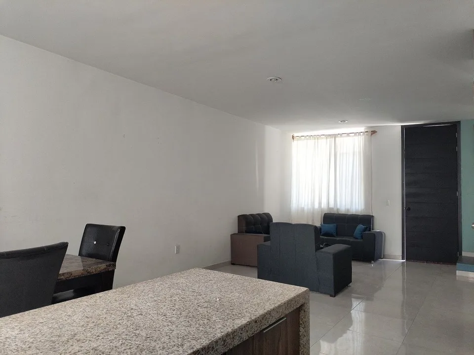 Foto 2 de Casa de 3 niveles con Terraza en Fracc Los Espinos