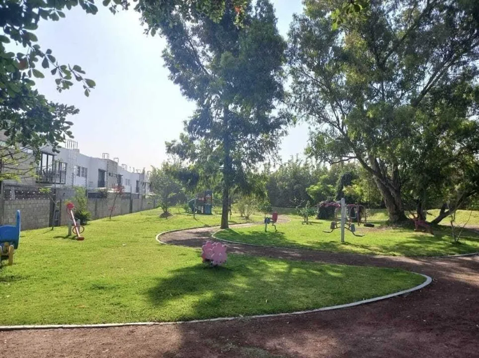 Foto 2 de Casa en Renta en Punta de Otero, Zapopan con 3 Recámaras y Amenidades Privadas