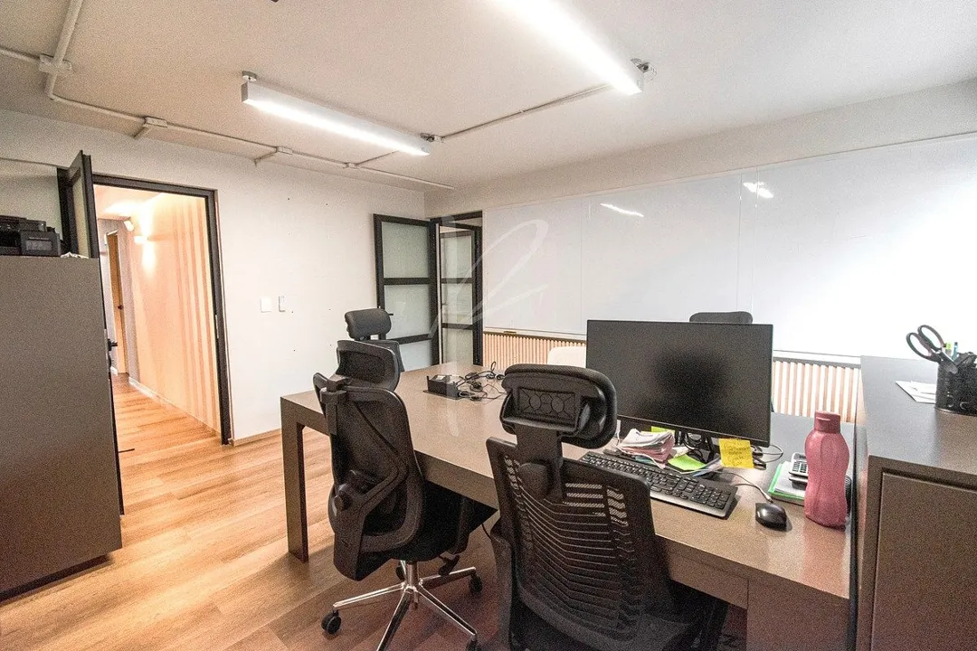 Foto 9 de OFICINA EN VENTA EN VALLARTA SUR