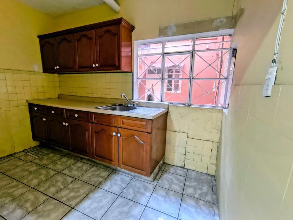 Foto 4 de Casa con 2 departamentos en venta