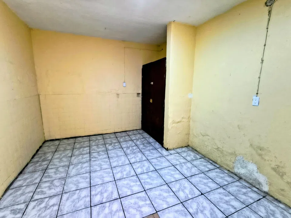 Foto 5 de Casa con 2 departamentos en venta