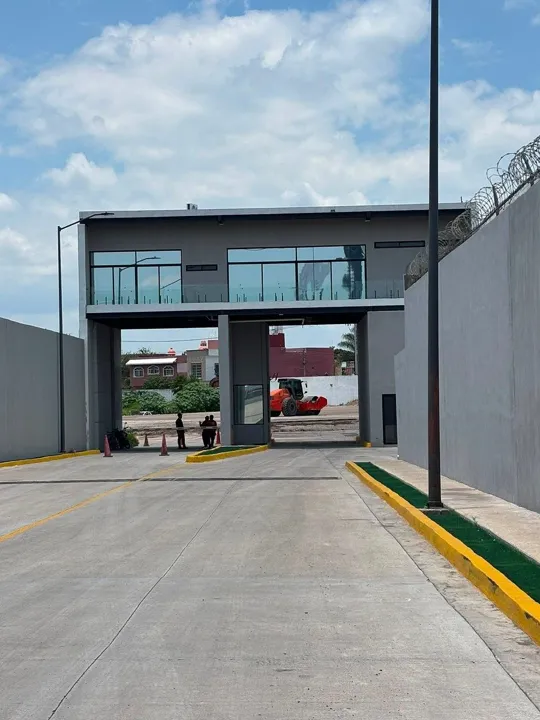 Foto 3 de Terreno en renta frente al Aeropuerto de Guadalajara, en Parque Industria