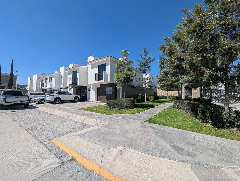 Foto 6 de Casa en Venta en Altara III , San Agustin, Tlajomulco