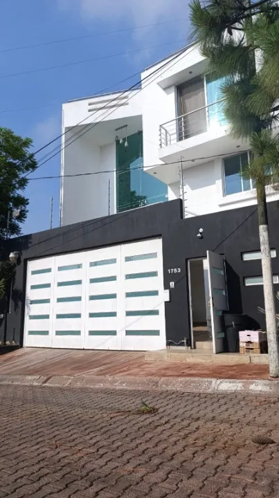 Casa en venta en Avenida Del Tesoro, Cerro Del Tesoro, San Pedro Tlaquepaque