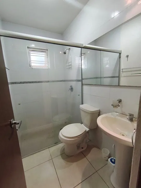 Foto 4 de CASA EN VENTA-PARQUES DEL BOSQUE