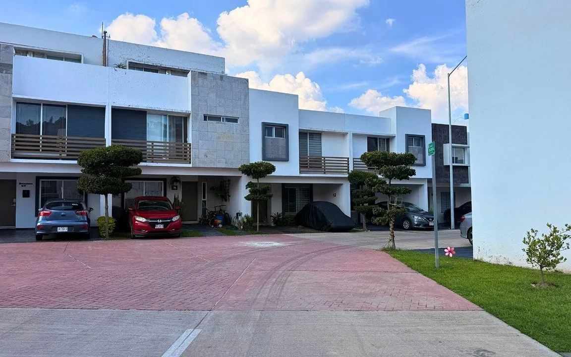 Foto 3 de Casa en renta dentro de coto privado en Trento Residencial, Zapopan