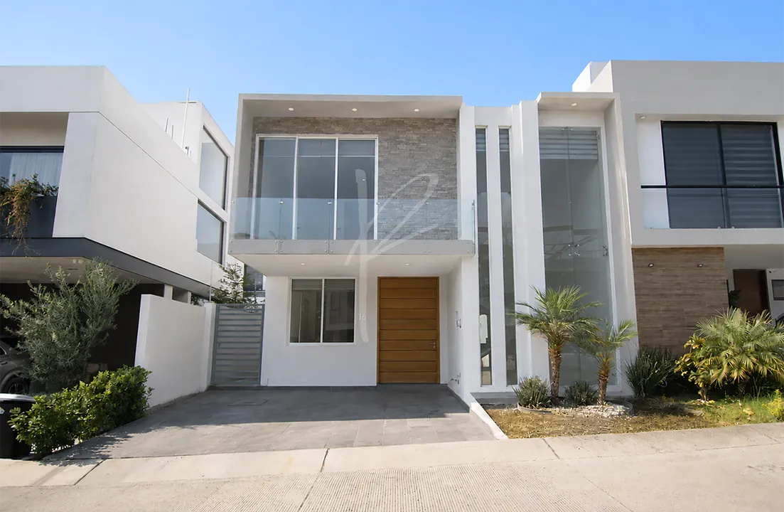 CASA EN VENTA EN LOS ROBLES | CONDOMINIO ENCINOS