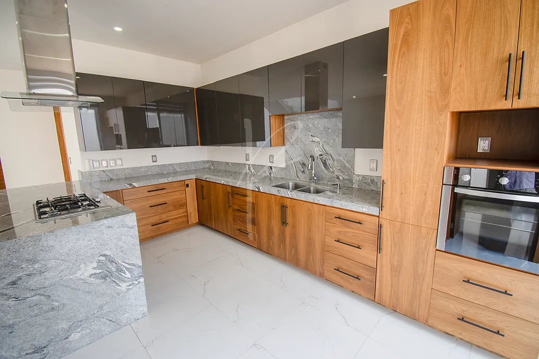 Foto 6 de CASA EN VENTA EN LOS ROBLES | CONDOMINIO ENCINOS