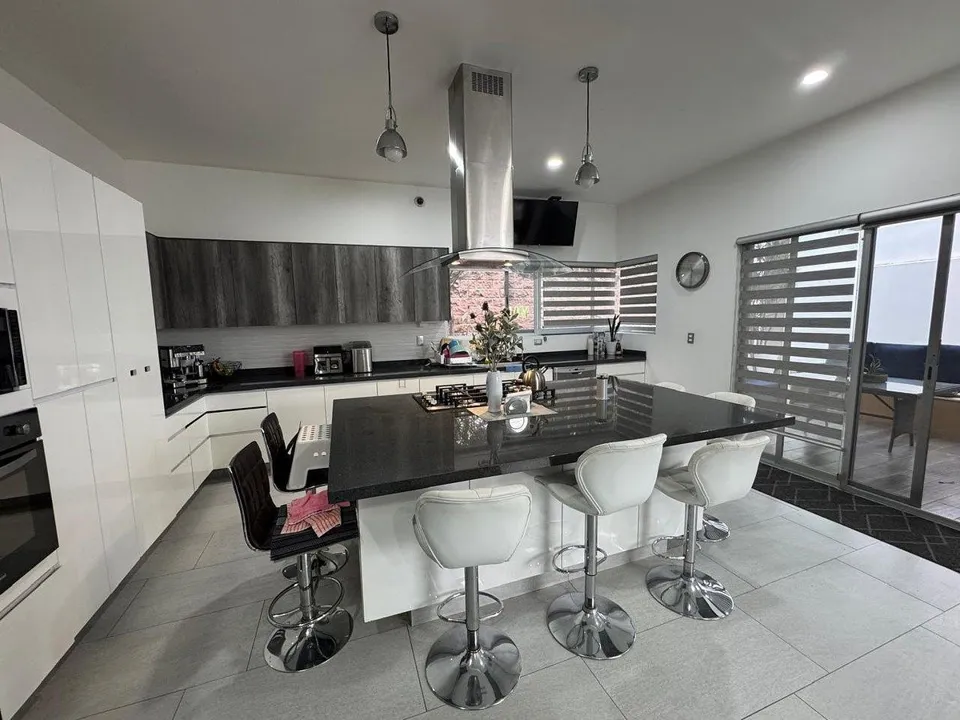 Foto 6 de SE VENDE LINDA CASA EN COTO ARBOLEDA I