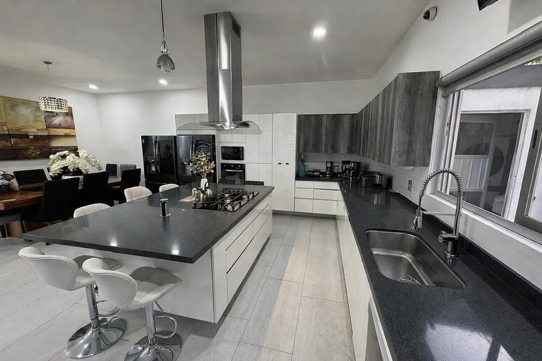 Foto 7 de SE VENDE LINDA CASA EN COTO ARBOLEDA I